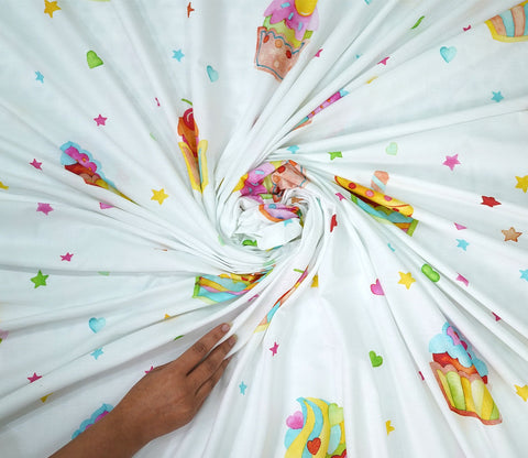 Cupcakes Flat Cotton Kids Bed Sheet King Size with 2 Pillow Covers