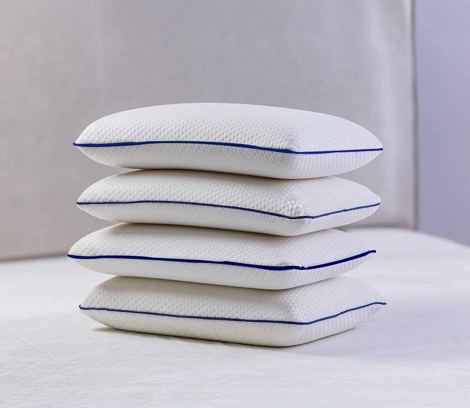 Moonmist Memory Foam Orthopedic Pillow (Medium Size, Set of 4)