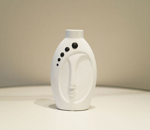 Silkaura Human Face Ceramic Vase (White, S)
