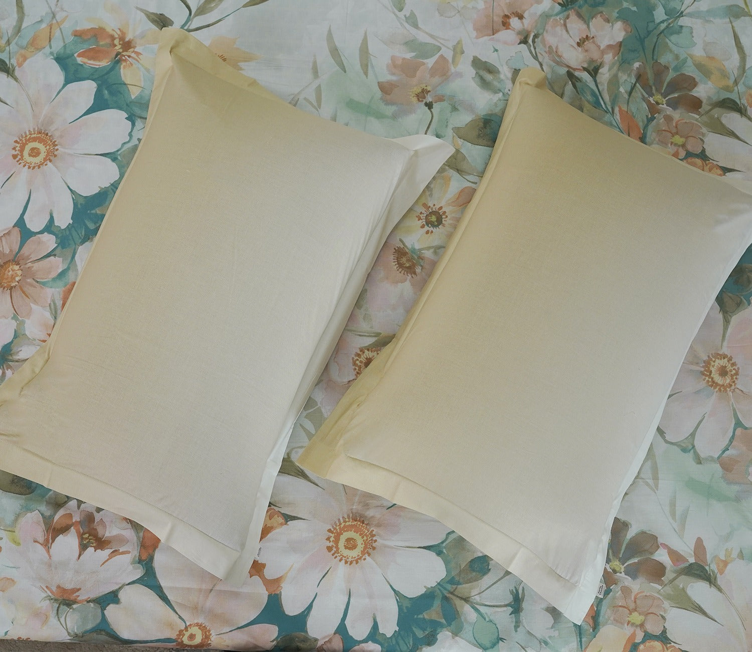 Falling Buds 144 TC Flat Pure Cotton King Size Bedsheet With 2 Pillow Covers (Blue)