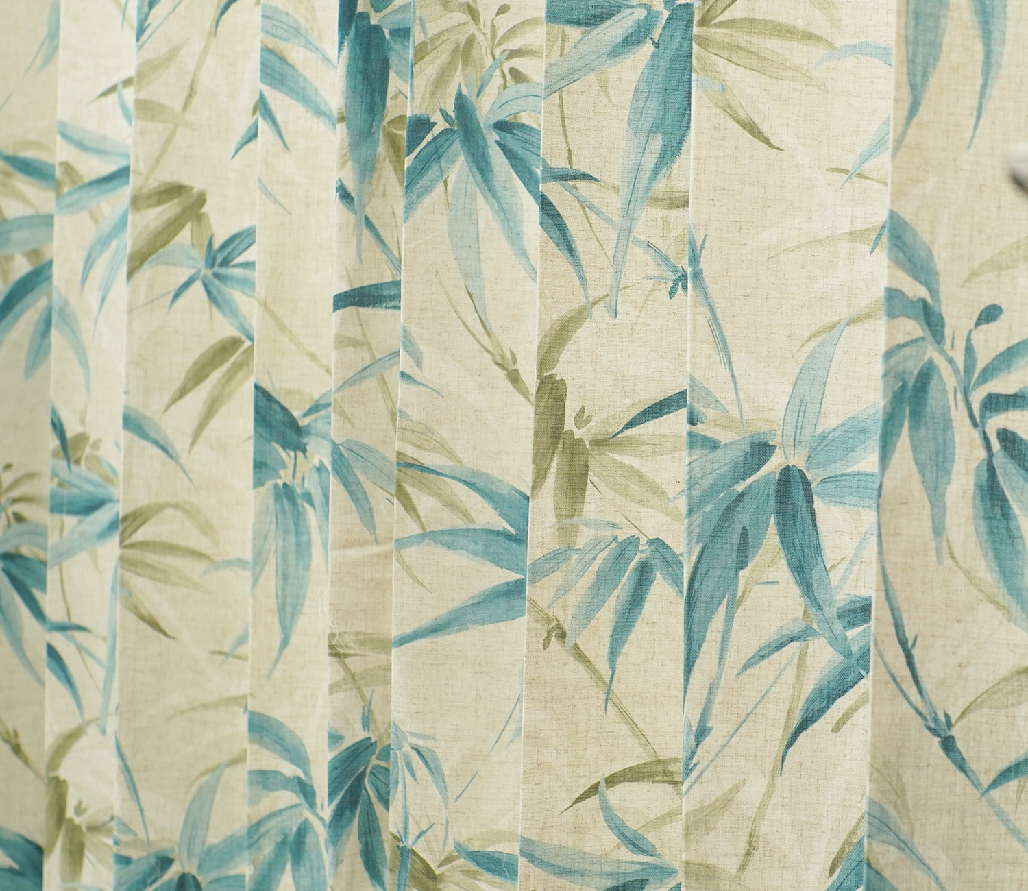Fern 1 Piece Light-Filtering Curtain (Blue, 7 Feet)