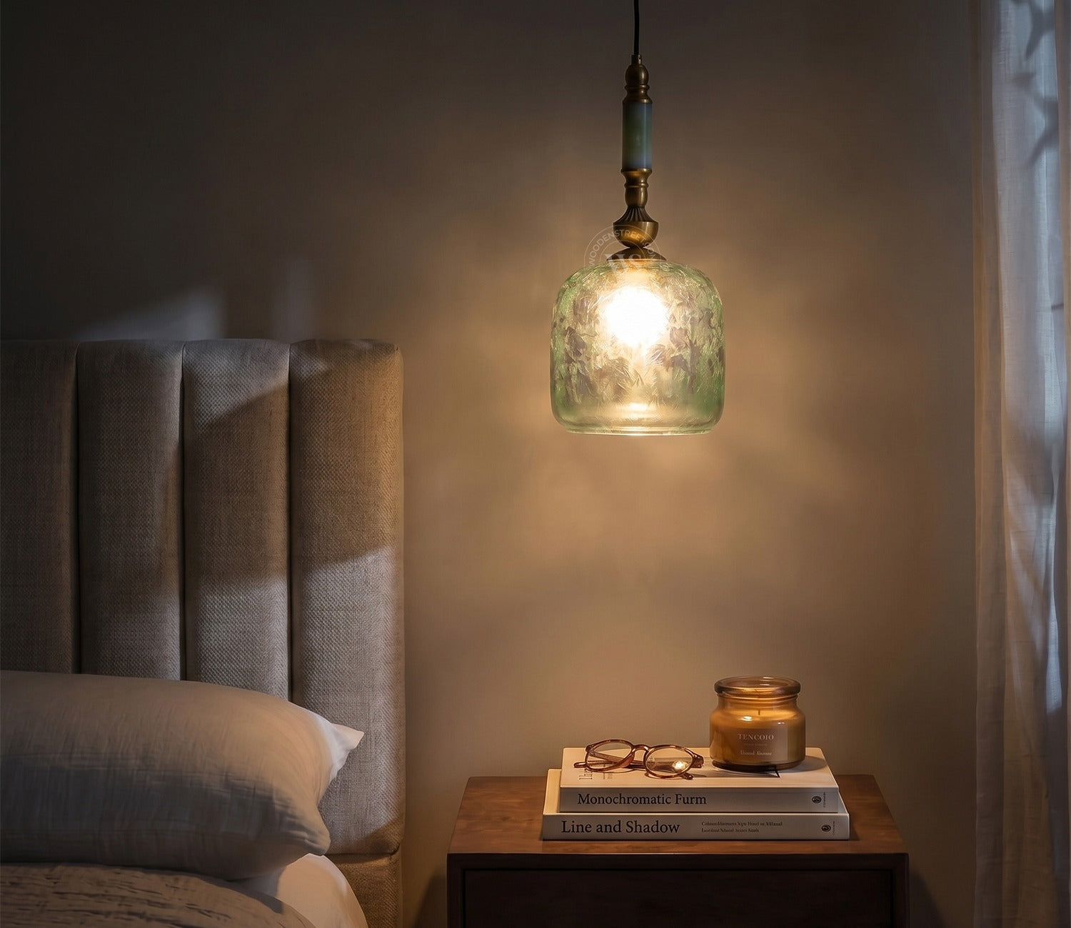 Laurel Glass Hanging Lights (Bronze)