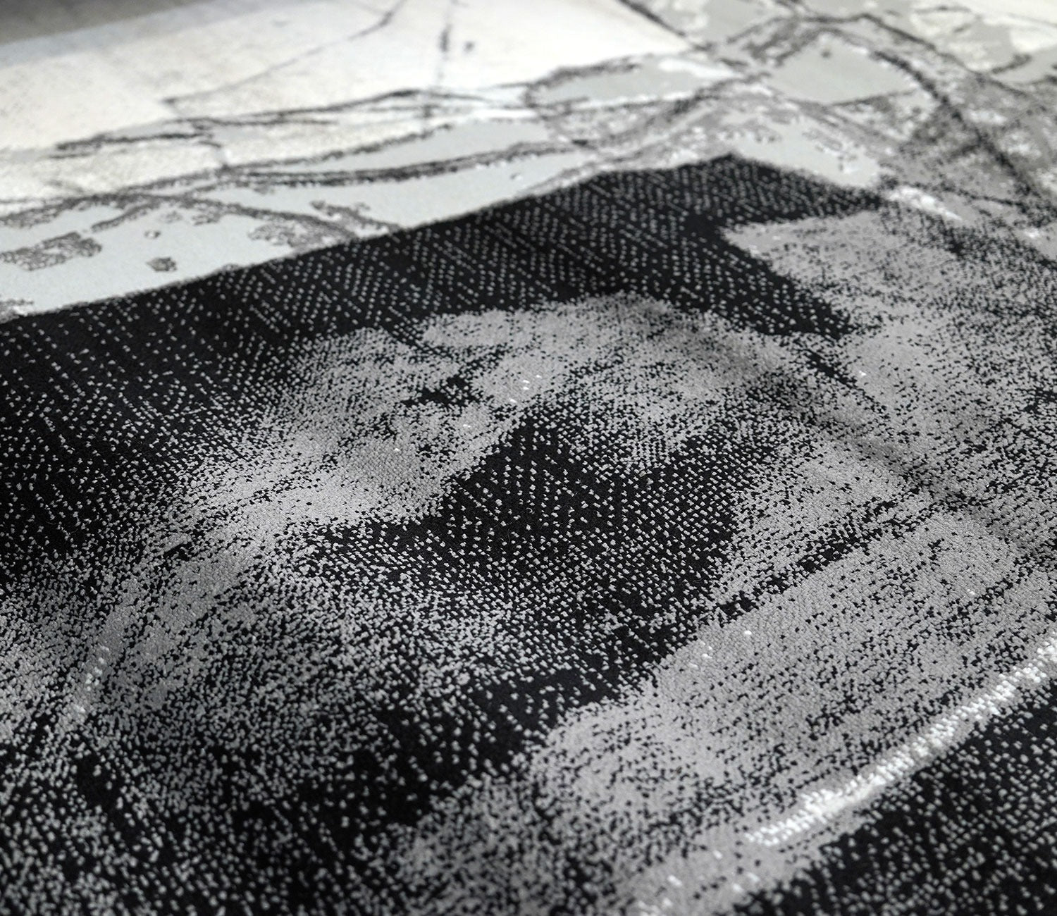 Bergen Black and White Abstract Pattern Carpet  (11 x 7 Feet)
