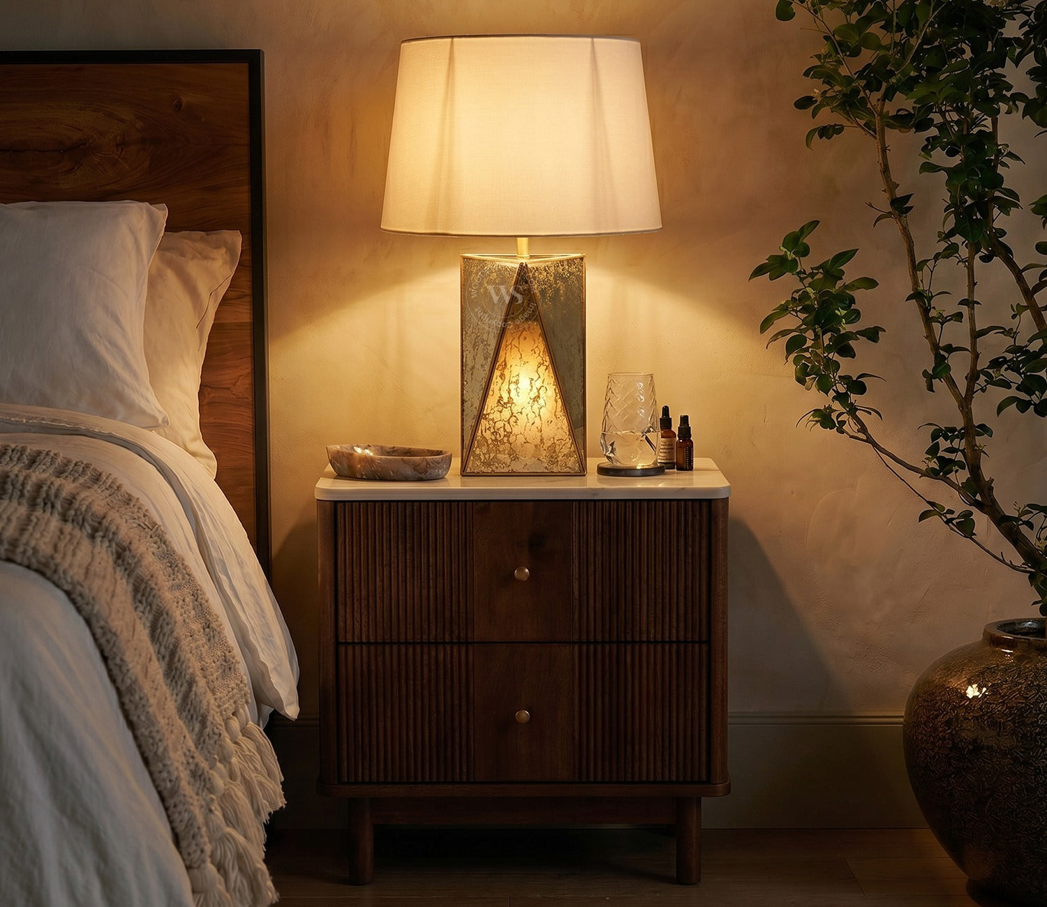 Jewel Antique Glass Table Lamp