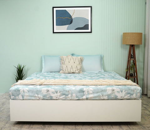 Blossom Flat Cotton Bed Sheet King Size with 2 Pillow Covers (Blue)