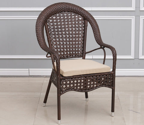 6 Seater Wicker Dining Table Set With Cream Cushions (Brown)