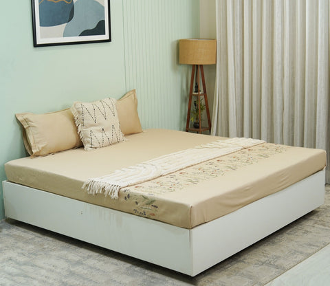 Yard Embroidery Flat Cotton Bed Sheet King Size with 2 Pillow Covers