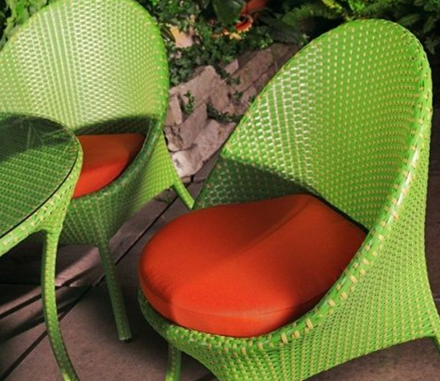 Green And Beige Wicker And Rattan 4 Seater Dining Set With Orange Cushions