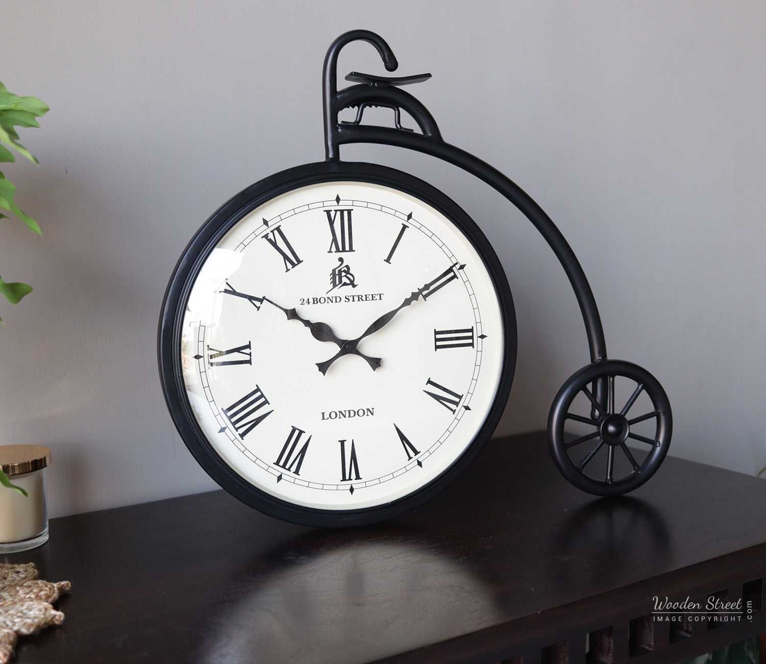 Miller Cycle Shaped Analog Metal Wall Clock