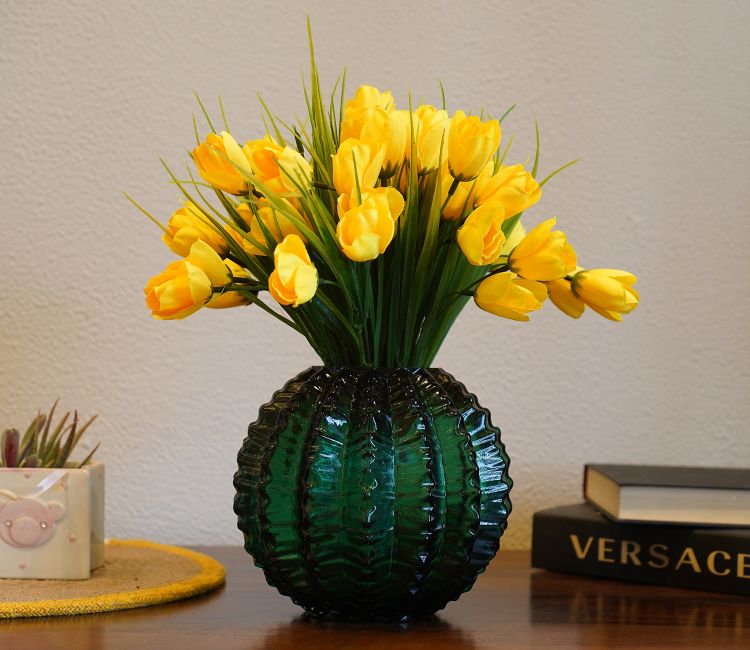 Verdant Glass Vase (Green, S)