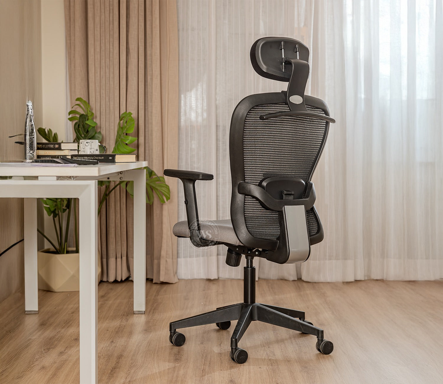 Balanco High Back Mesh Office Chair (Grey)