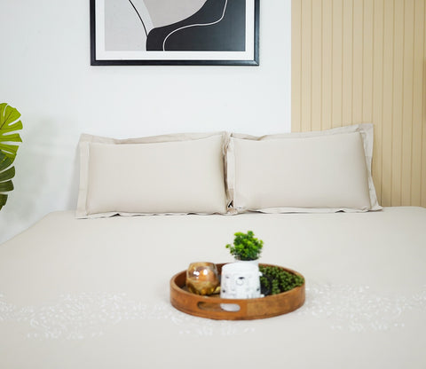 Foliate Embroidery 300 TC Flat Pure Cotton King Size Bedsheet With 2 Pillow Covers (Grey)