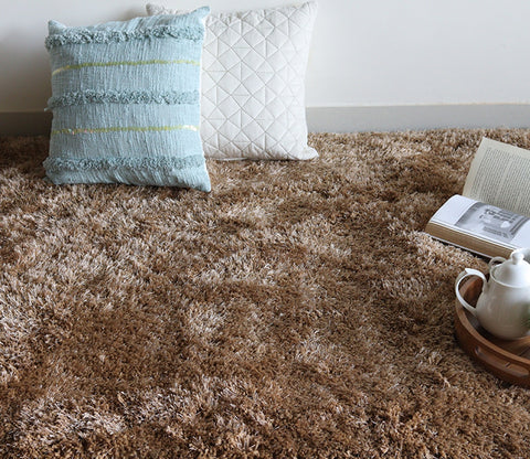 Golden Soft Shaggy Carpet - 6 x 4 Feet
