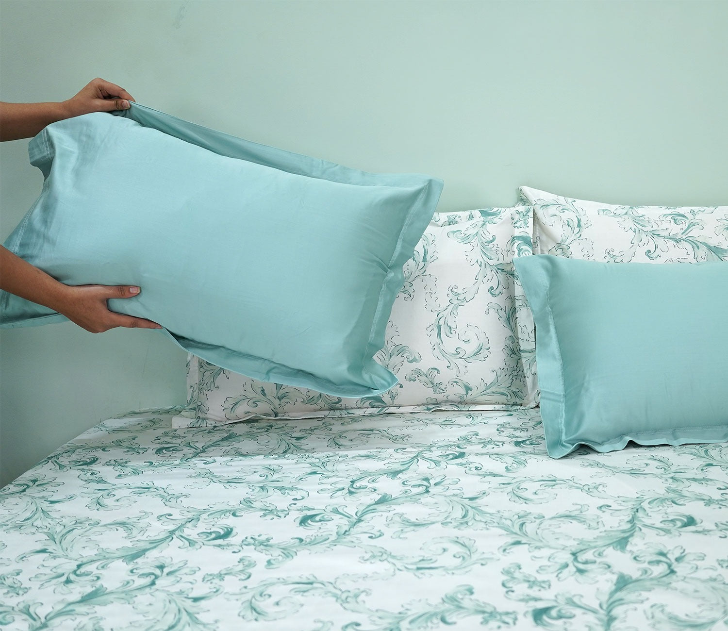 Layla Nectorsoft King Size Bedsheet