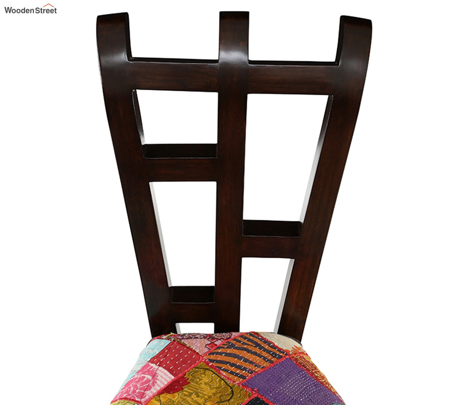 Zrava Slipper Chair with Stylish Backrest