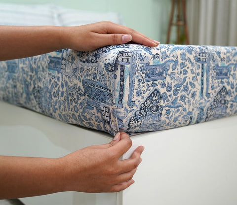 Allure Classic Printed King Size Bedsheet (Blue)