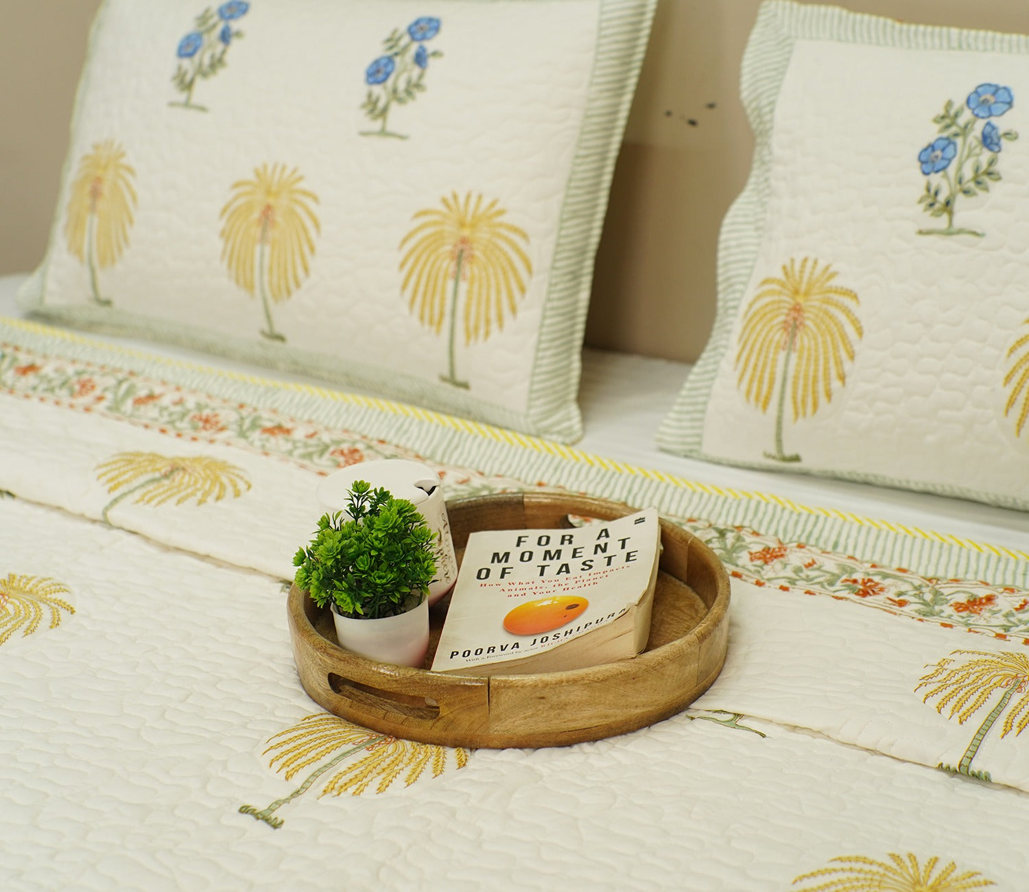 Raeni Tropical Palm Tree Voile Cotton Double Bed Cover King Size