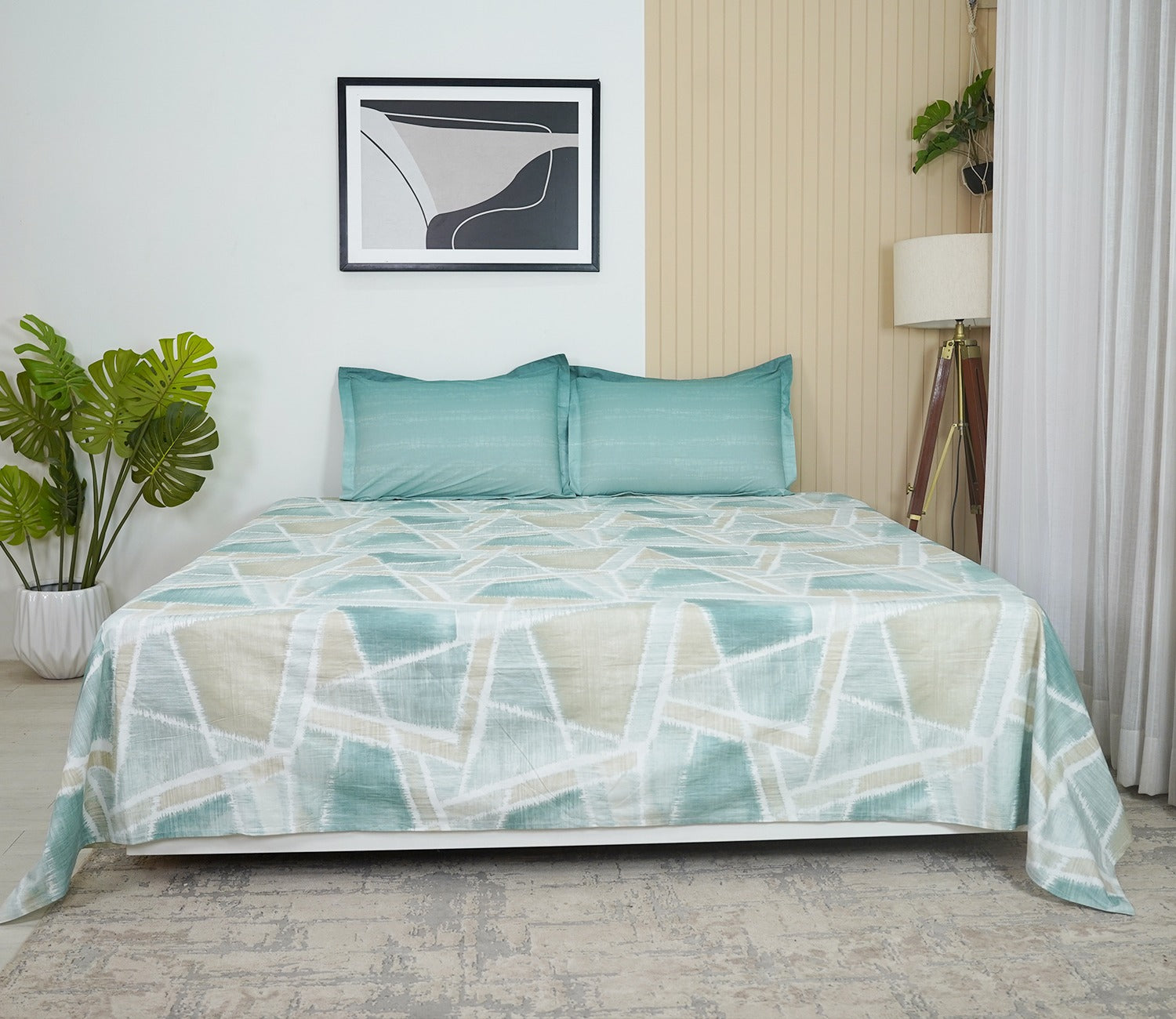 Criss Cross 144 TC Flat Pure Cotton King Size Bedsheet With 2 Pillow Covers (Blue)