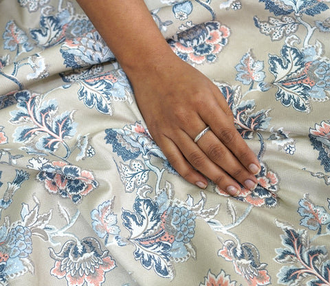 Mehrab Classic Printed King Size Bedsheet (Grey)