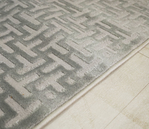 Coastal Grey Abstract Carpet (7.5 x 5 Feet)