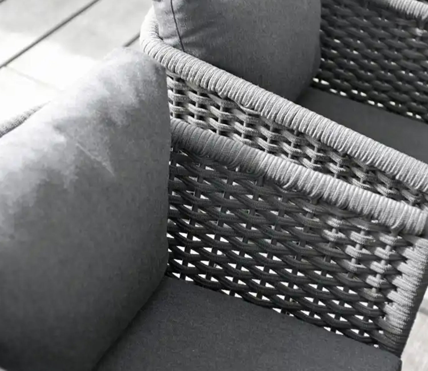 Grey Rope 4 Seater Sofa Set With Square Table And Grey Cushions