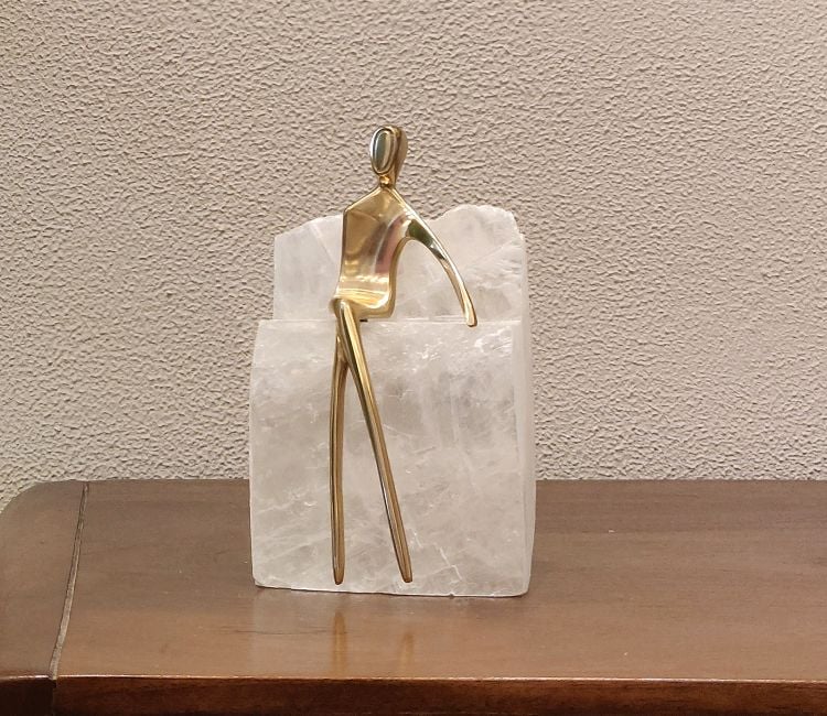 White Wonders Table Decor (White, M)
