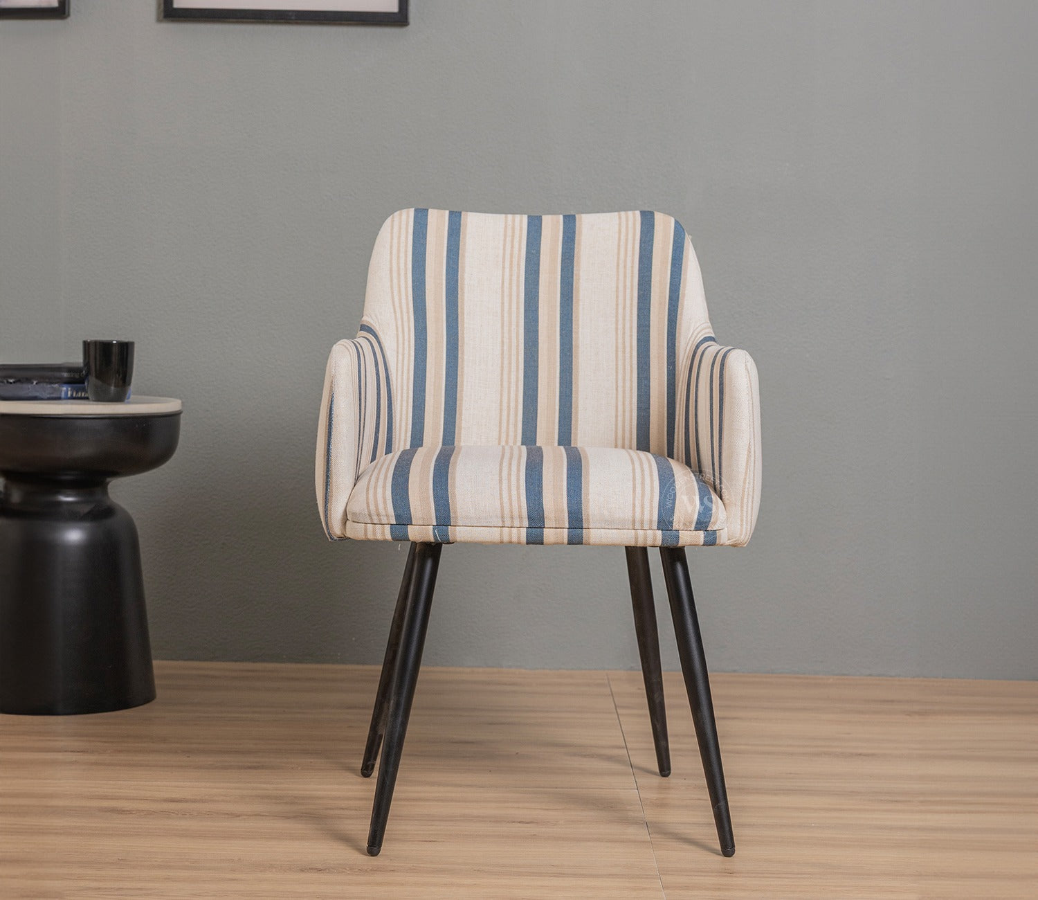 Aureya Upholstered Arm Chair (Blue Stripe)