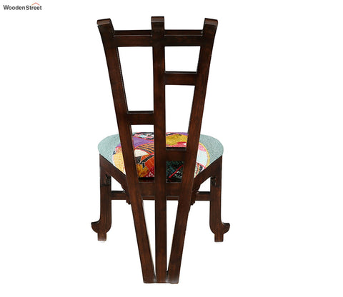 Zrava Slipper Chair with Stylish Backrest