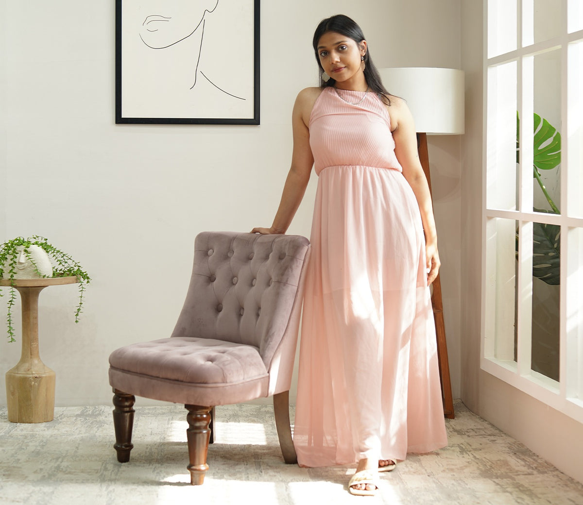 Thrace Lounge Chair (Velvet, Salmon Pink)
