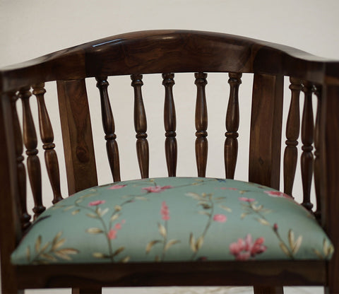 Coco Arm Chair (Cotton, Walnut Bubble Robins)