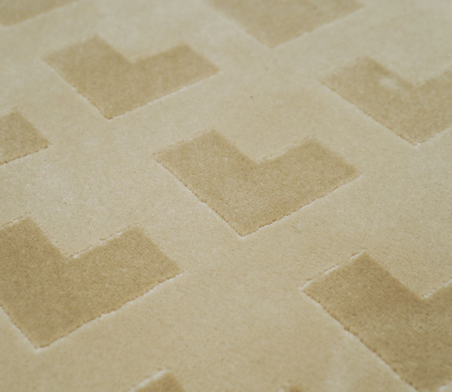 Bricka White and Beige Checkered Carpet  (11 x 7.8 Feet)