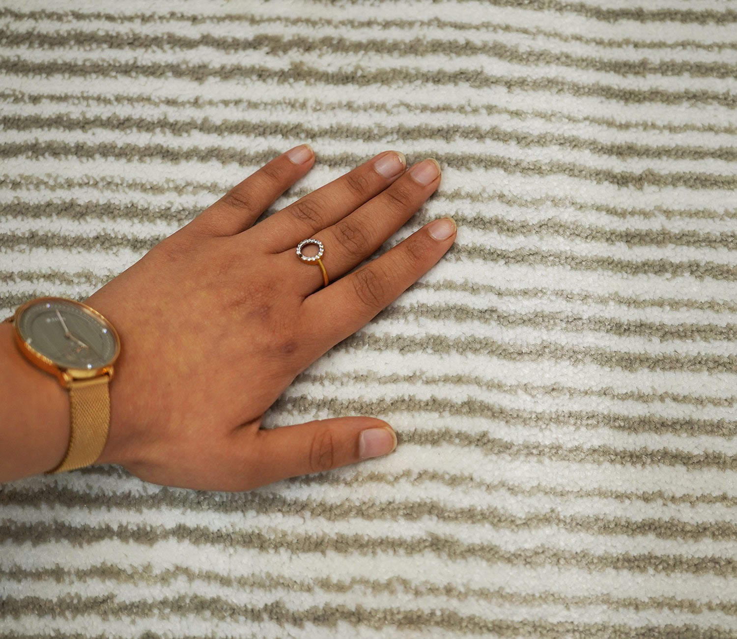 Floret Grey Carpet (7.5 x 5 Feet)