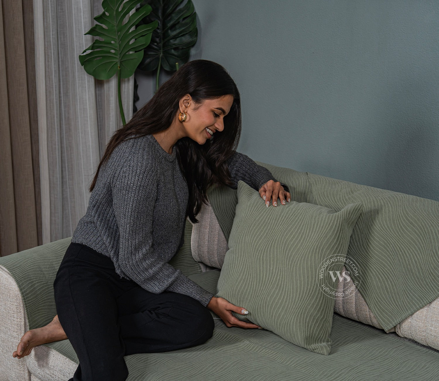 Thread Twist Green Lining Pattern 3 Seater Sofa Cover - Set of 8