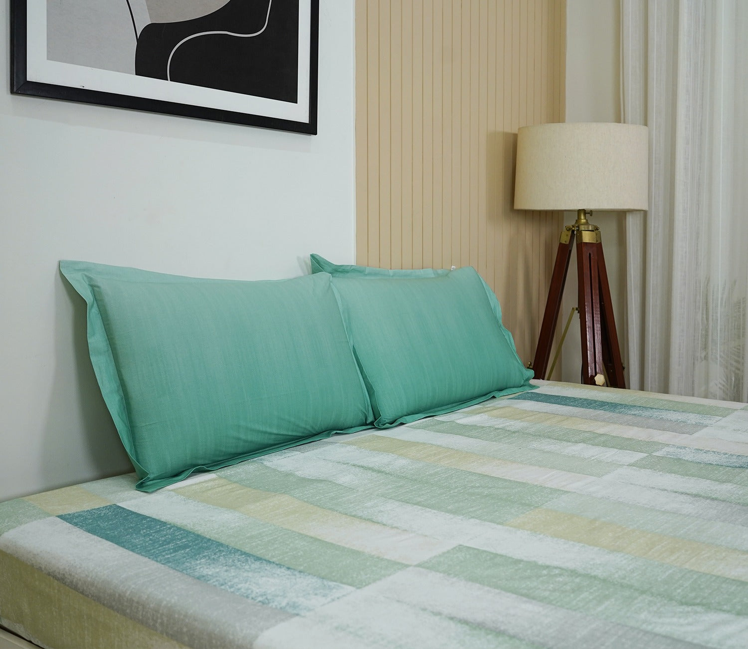 Grid Rectangular 180 TC Flat Pure Cotton King Size Bedsheet With 2 Pillow Covers (Blue)