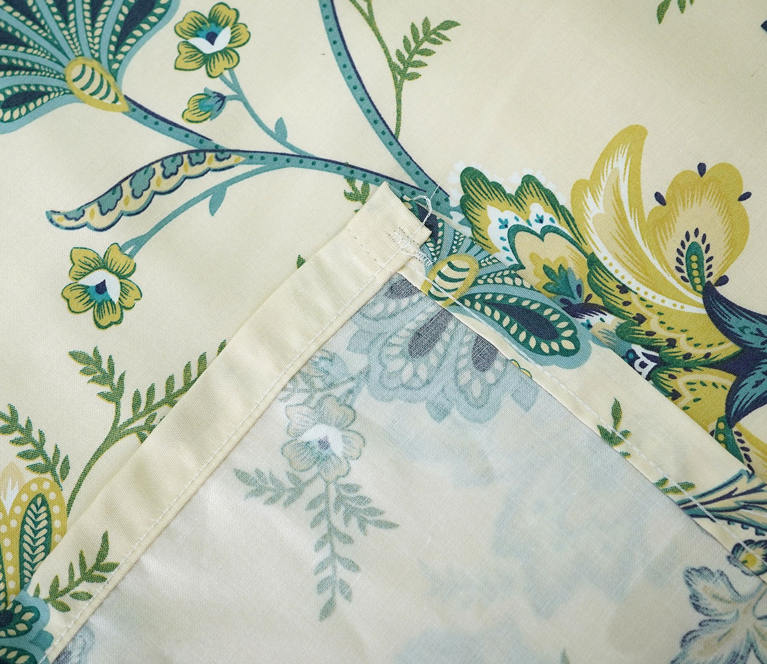 Venusa Classic Printed King Size Bedsheet (Green)