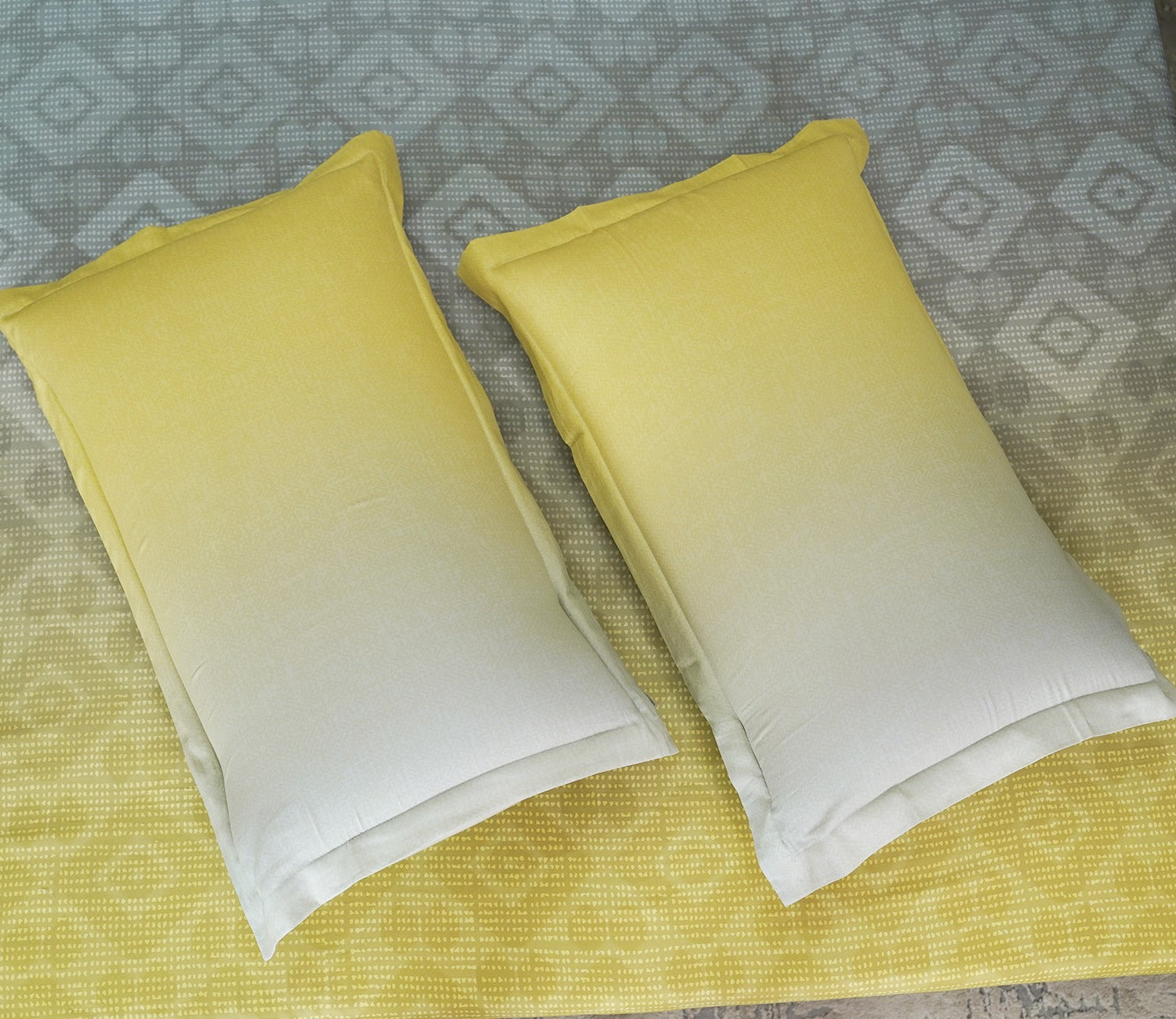 Rhombo 300 TC Flat Pure Cotton King Size Bedsheet With 2 Pillow Covers (Mustard)