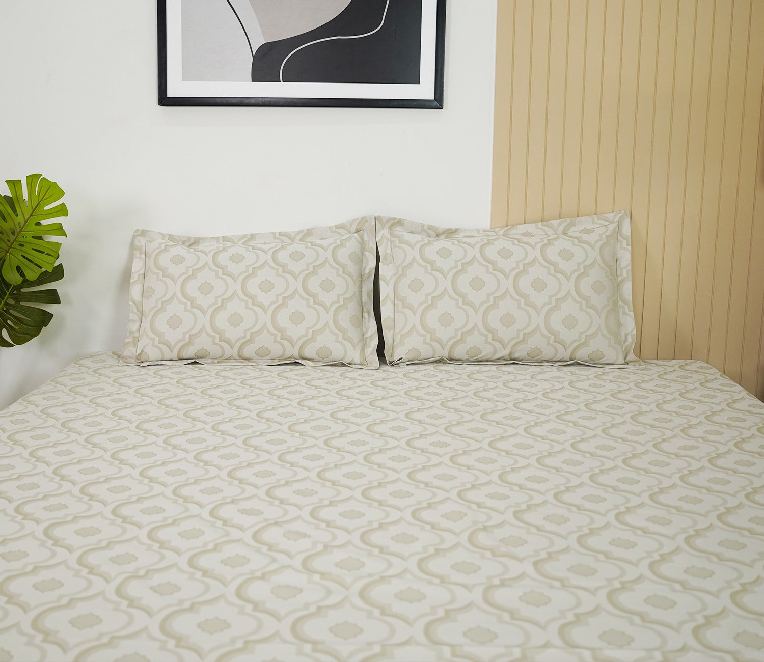 Mandana 290 TC Flat Pure Cotton King Size Bedsheet With 2 Pillow Covers (Beige)
