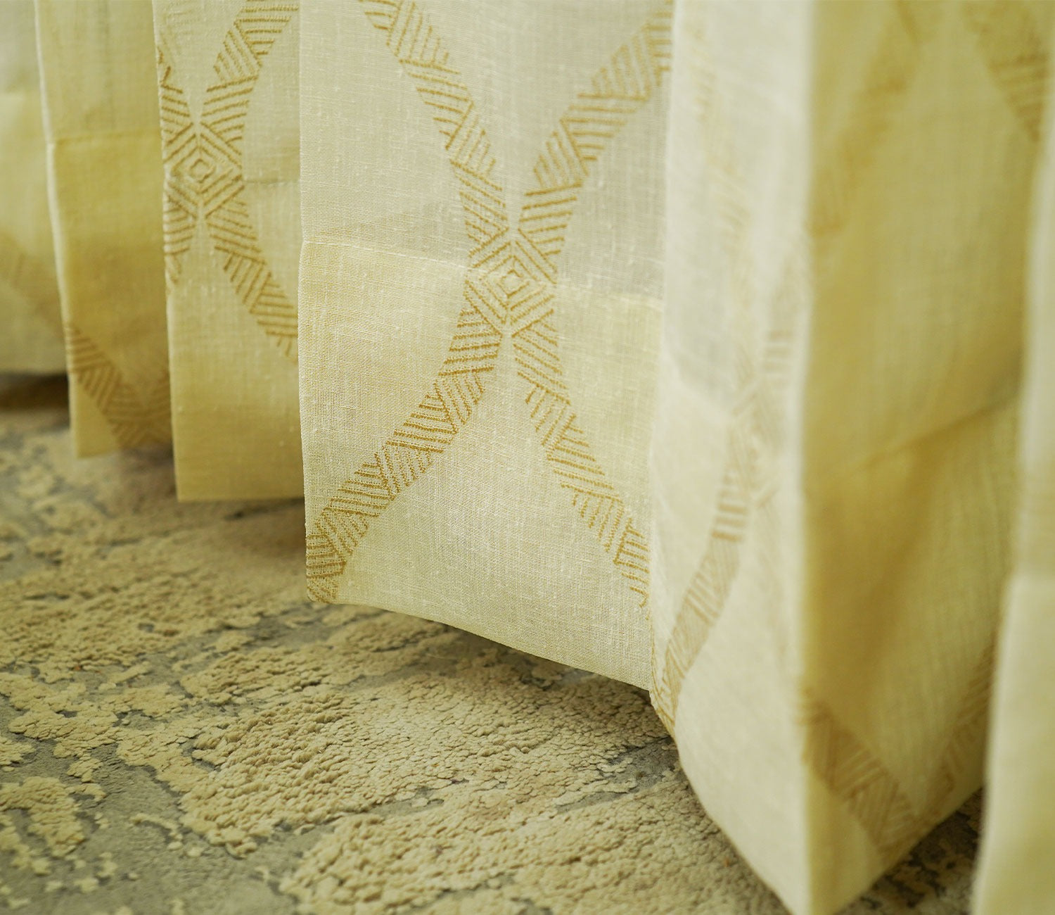 Twisted Door 1 Piece Sheer Curtain (Beige, 7 Feet)