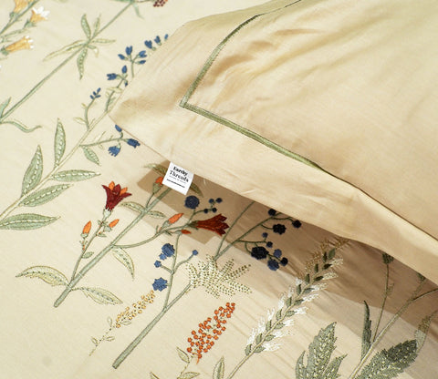 Yard Embroidery Flat Cotton Bed Sheet King Size with 2 Pillow Covers