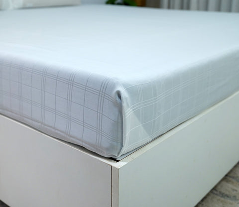 Vegan Dobby Organic Bamboo King Size Bed Sheet with 2 Pillowcases (White)