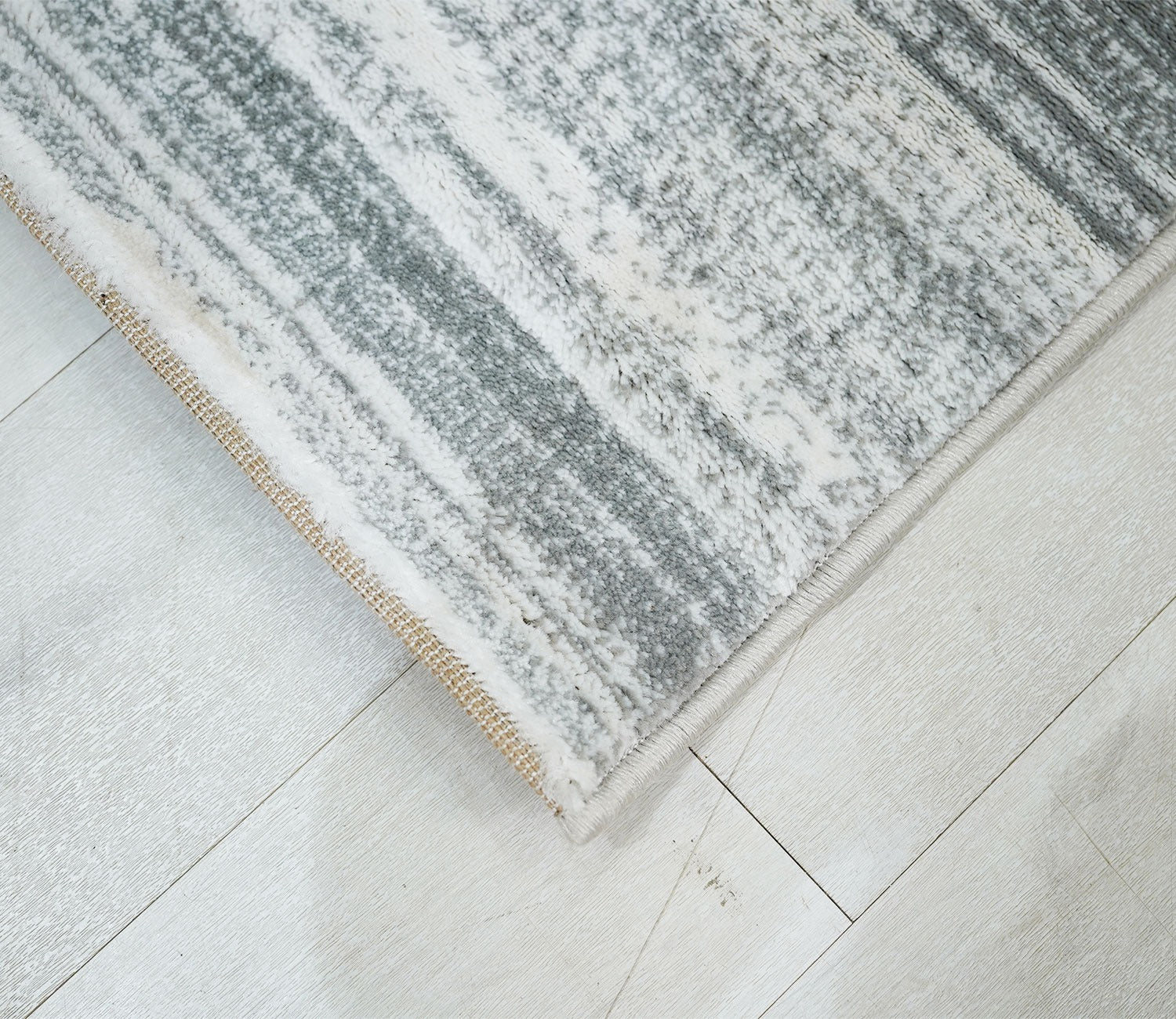 Mersey Grey Abstract Carpet (7.5 x 5 Feet)