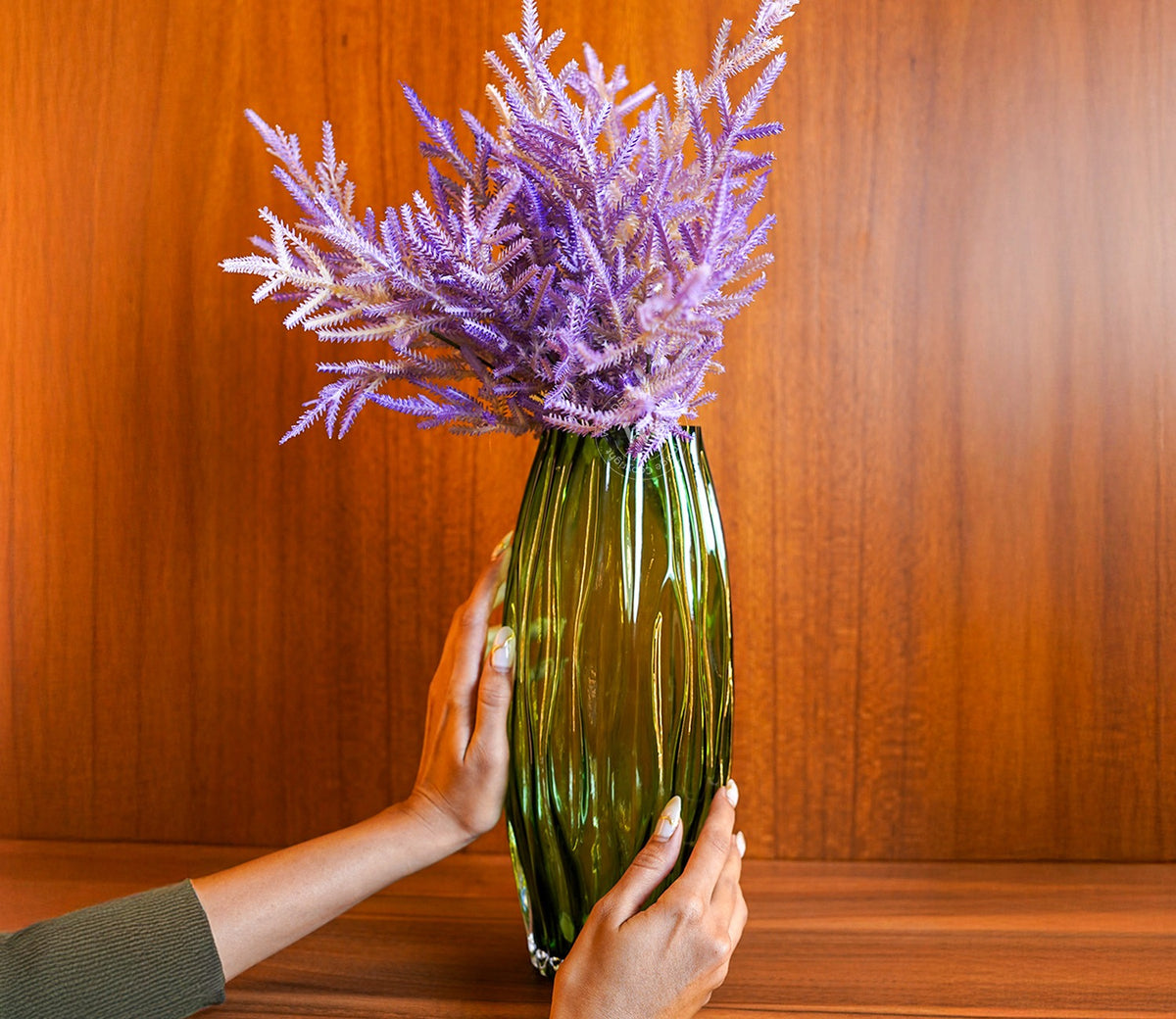 Greenwish Diamnond Textured Vase (Dark Green, L)