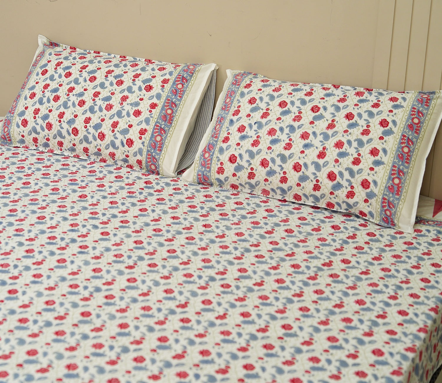 200 TC Double Bed Sheet - Bloom Shay Cotton Bedsheet King Size With 2 Pillow Cover