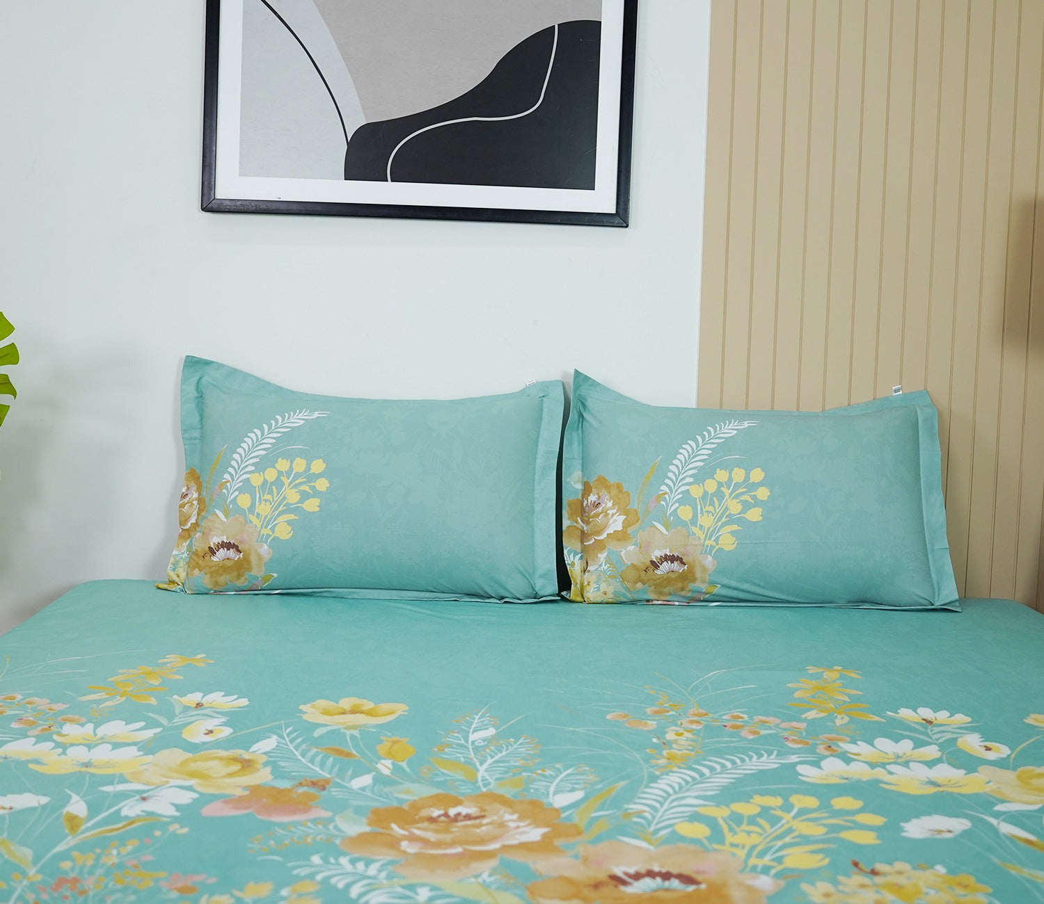Marigold 144 TC Flat Pure Cotton King Size Bedsheet With 2 Pillow Covers (Blue)
