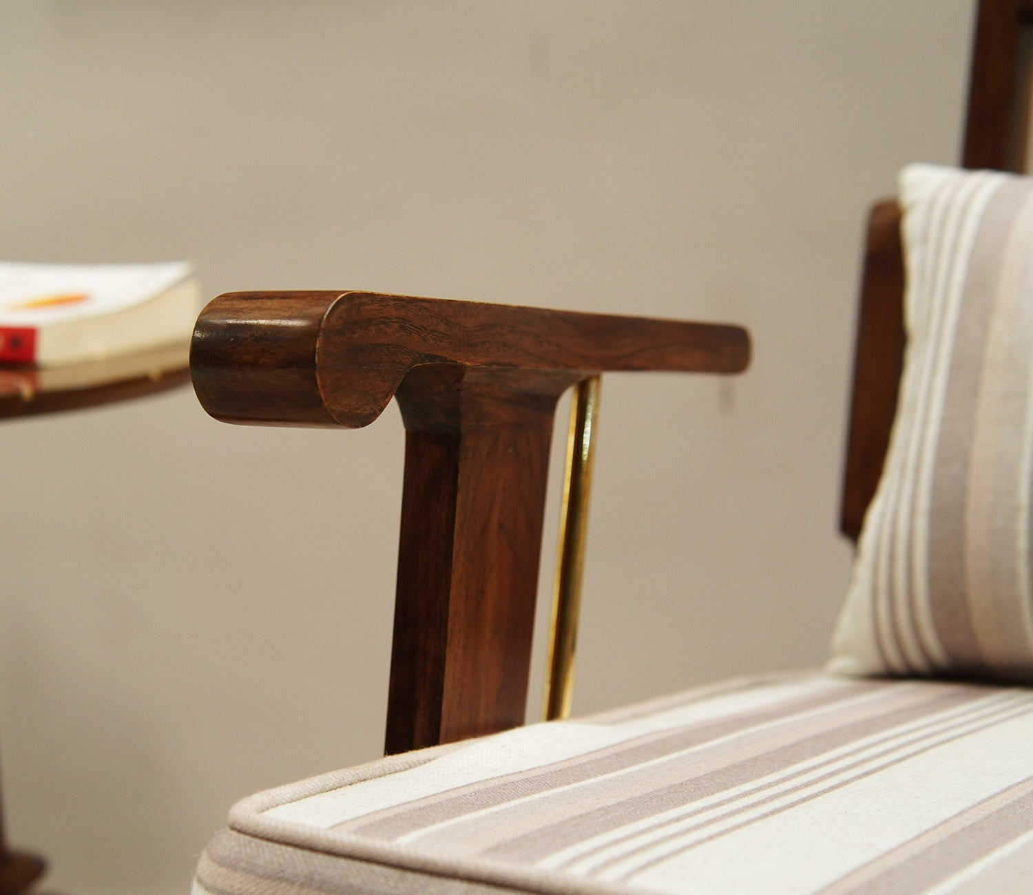 Aranya Sheesham Wood Rocking Chair (Teak Finish, Cream Stripe)