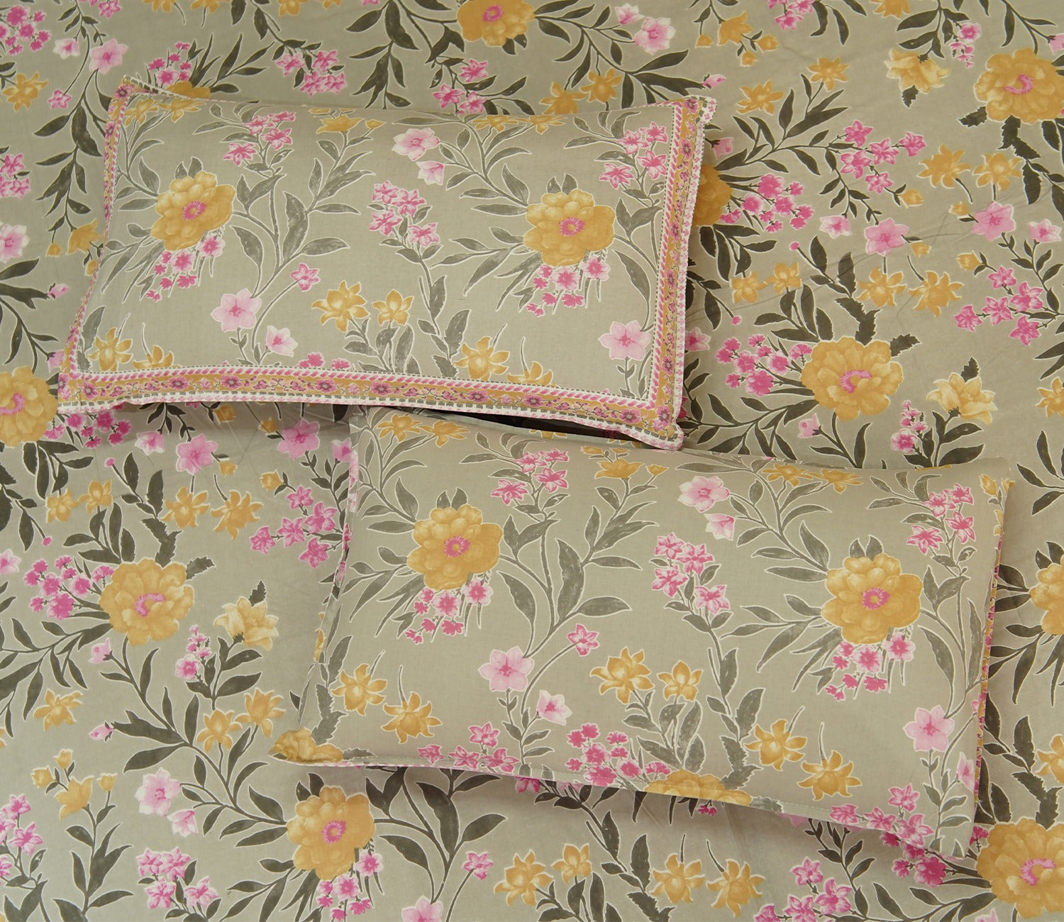120 TC Floral Screen Print Cotton Double Bed Sheet King Size with Pillow Cover (Yellow and Pink)