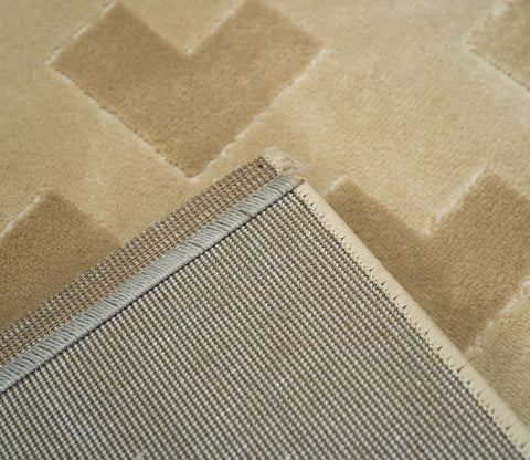 Bricka White and Beige Checkered Carpet  (11 x 7.8 Feet)