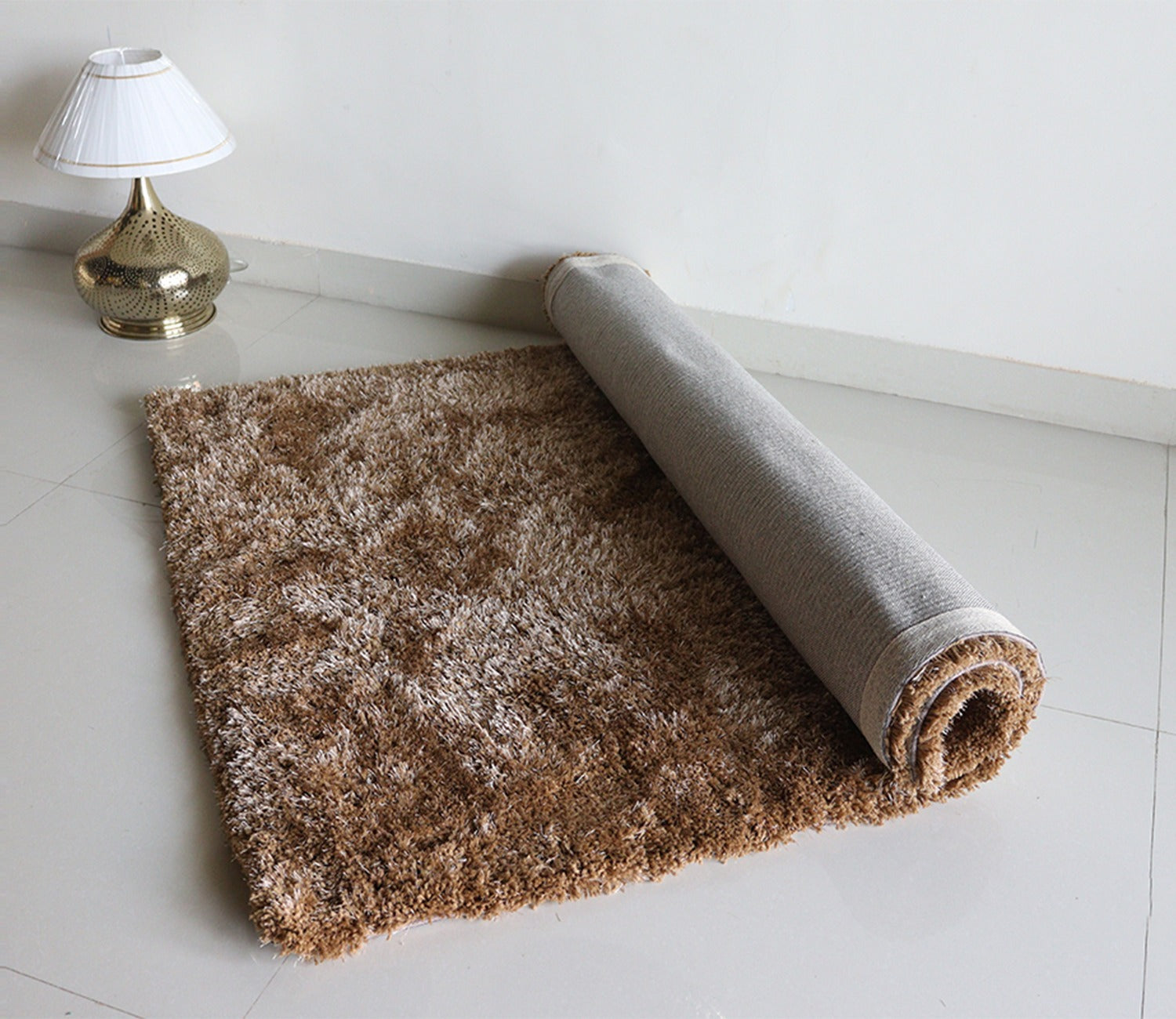 Golden Soft Shaggy Carpet - 6 x 4 Feet