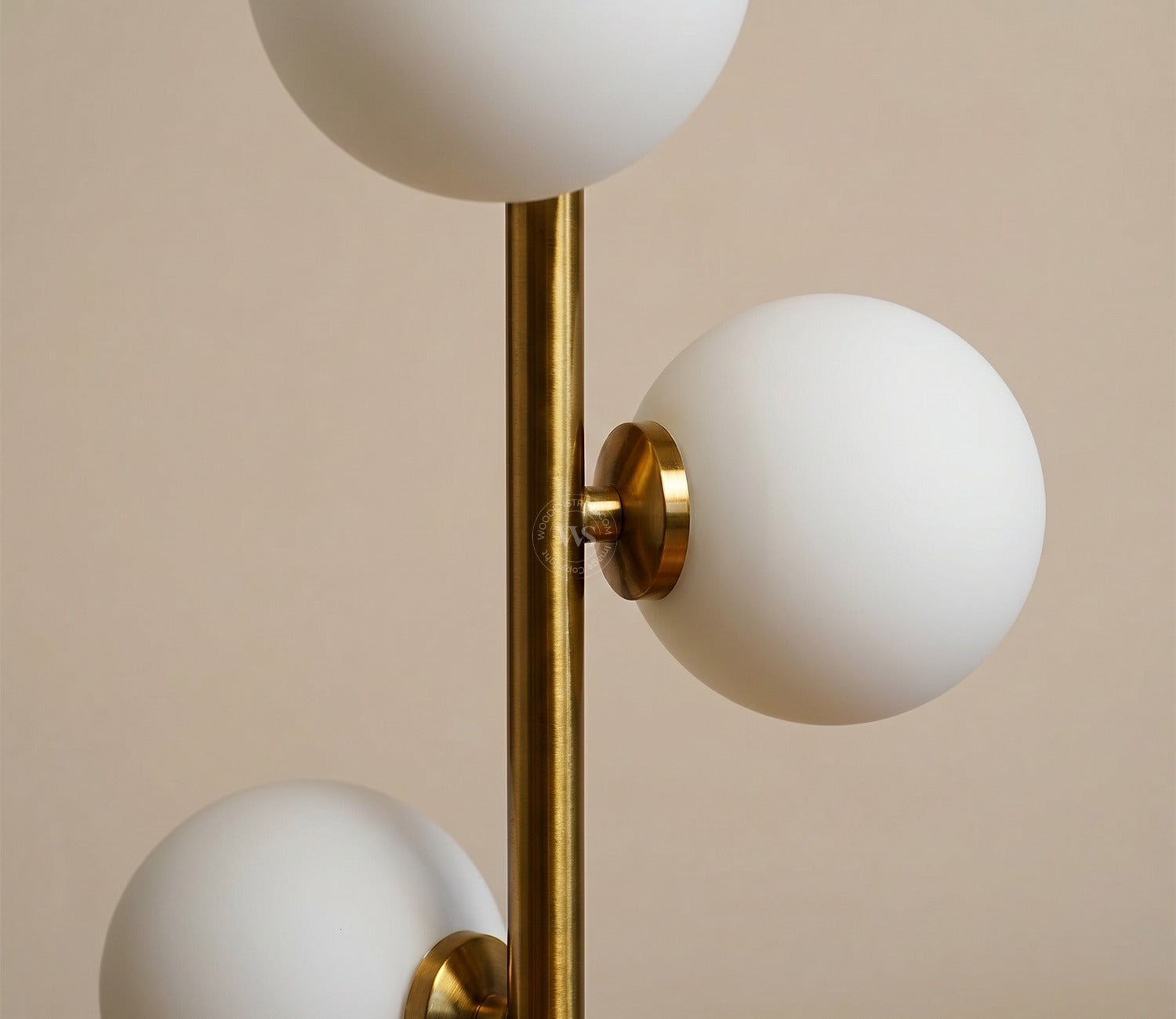 Lisa Metal Table Lamp