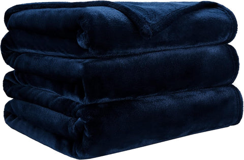 LINENOVA Fleece Blanket 152x203cm Navy, 300GSM Super Soft and Warm Flannel Throw for Bed, Sofa, Couch or Travel
